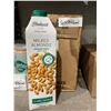 Image 1 : Elmhurst Milked Almonds - Unsweetened 6x946ml