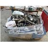 Image 1 : Pallet of Engine Parts