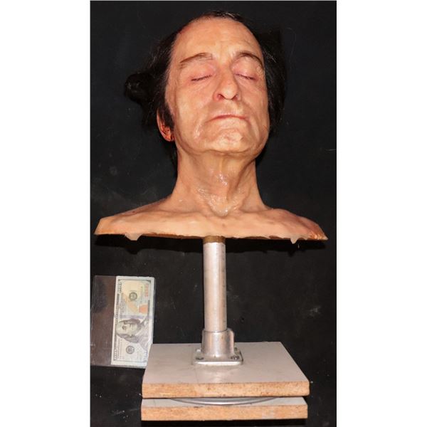 BEHIND THE CANDELABRA LIBERACE SCREEN MATCHED FACE LIFT SURGERY HEAD BUST KEEPER QUALITY GORE