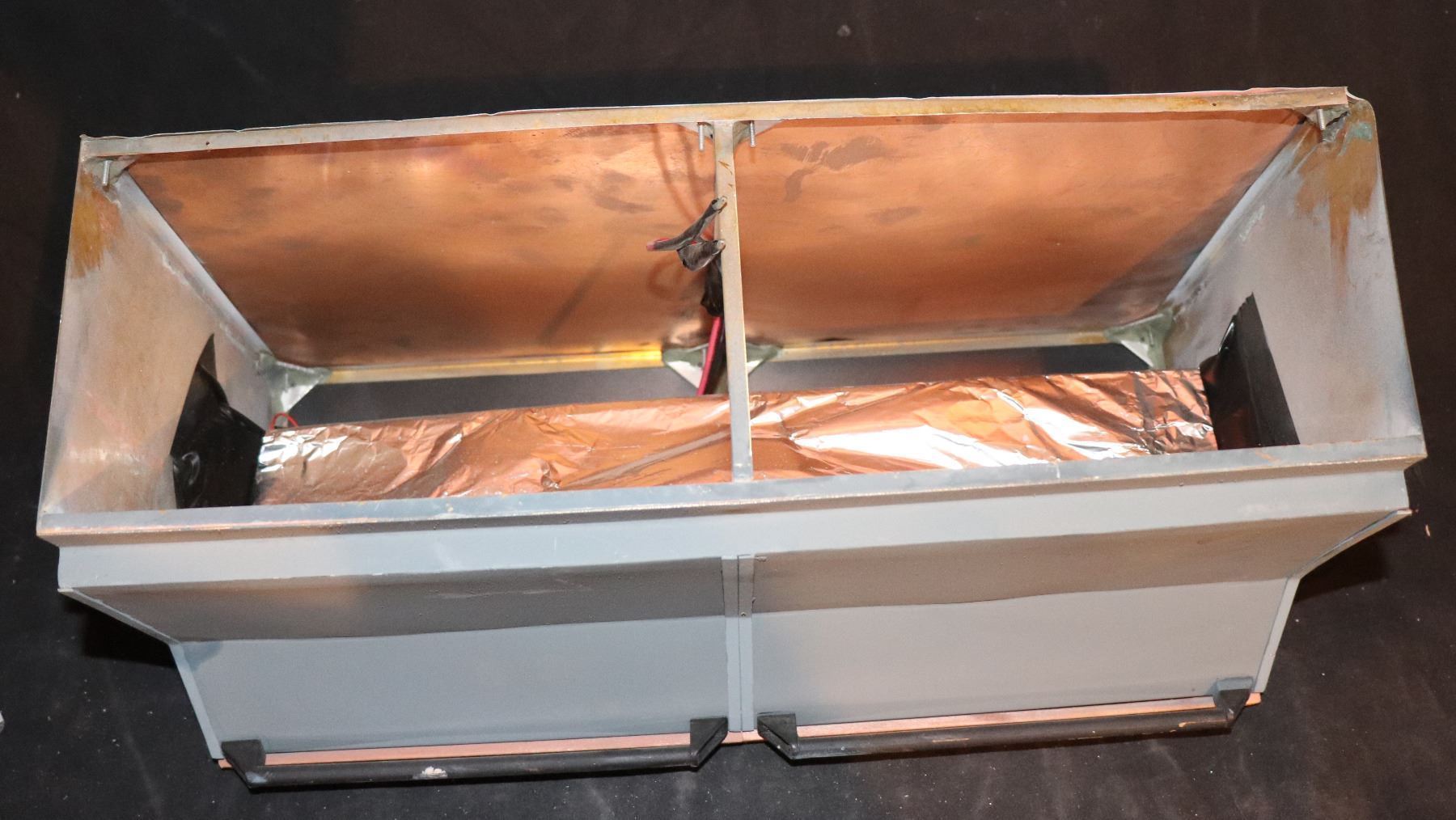 ZZ GODZILLA CONTROL ROOM COMPUTER MINIATURE SCREEN USED 1