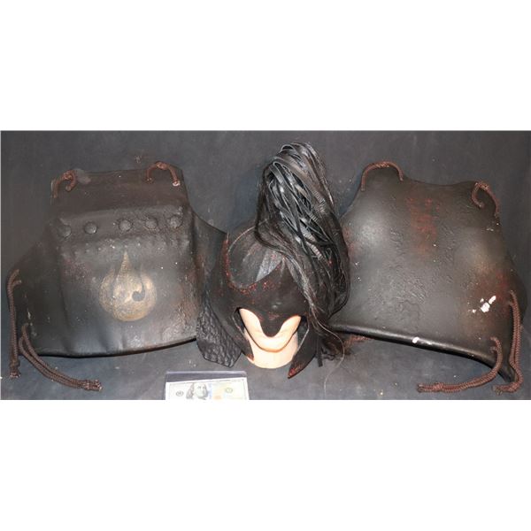 ZZ THE LAST AIRBENDER EARTH ARMY HELMET CHEST AND BACK ARMOR SCREEN USED ALL MATCHING 6