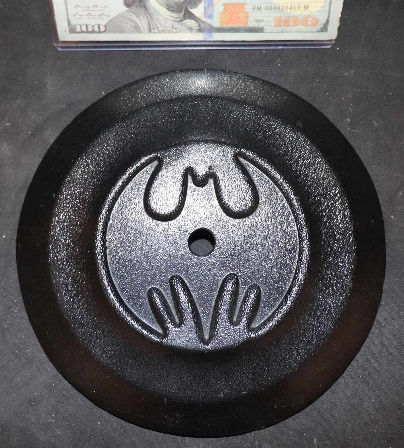 BATMAN RETURNS BATMOBILE BAT DISC SUPER HERO