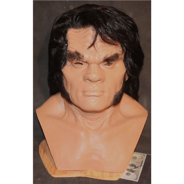 THE ORVILLE BORTUS ELVIS SCREEN MATCHED HAIR EYEBROWS AND SIDEBURNS IN SILICONE BUST