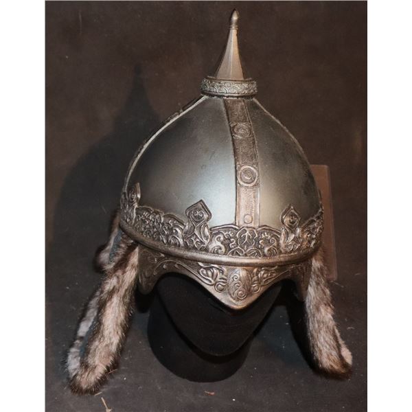 ZZ THE LAST AIRBENDER WATER TRIBE HELMET WITH FUR A