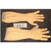 Image 1 : THE ORVILLE ALIEN SILICONE HANDS ARMS GLOVES MATCHED PAIR