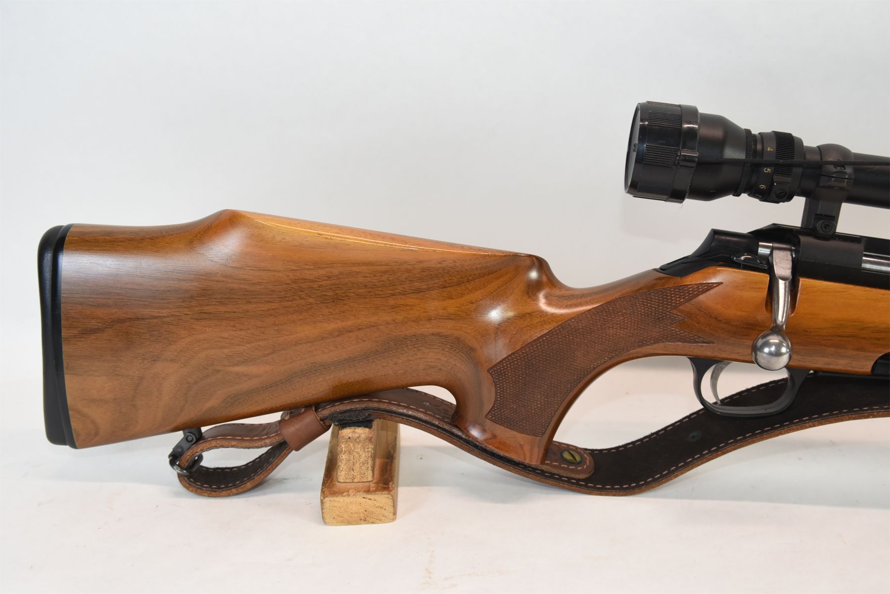 Tikka Model M558 Deluxe Rifle
