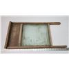 Image 1 : Antique wash board