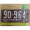 Image 1 : 1949 Sask License plate 90-964