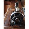 Image 9 : Antique Singer sewing machine with 4 drawers