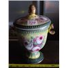 Image 1 : Victorian Ware - Beautiful Urn