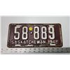 Image 1 : 1949 Saskatchewan license plate - 58-889