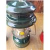 Image 1 : Green Coleman 286 Lantern - Excellent usable condition