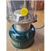 Image 2 : Green Coleman 286 Lantern - Excellent usable condition