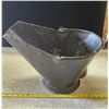 Image 3 : Black metal coal/ash pail