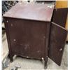 Image 5 : Vintage wooden record cabinet - 2 doors - 20"W x 20 1/8"D x 28"H
