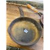 Image 2 : 2- 8" cast iron frying pan