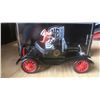 Image 2 : 1917 Ford Tin Lizzie/Looney Tunes diecast car in original box