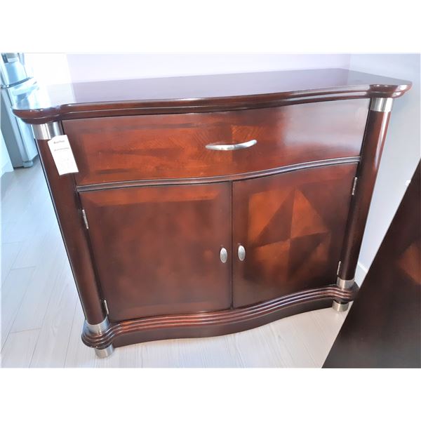 Klaussner Serving Buffet Cat C