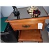 Image 2 : Roxton Maple Night Stand Cat C