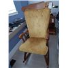 Image 1 : Villas Maple Rocking Chair Cat C
