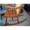 Image 3 : Villas Maple Rocking Chair Cat C
