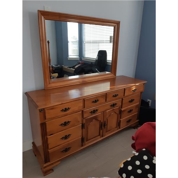 Roxton Dressing Table Cat ApC