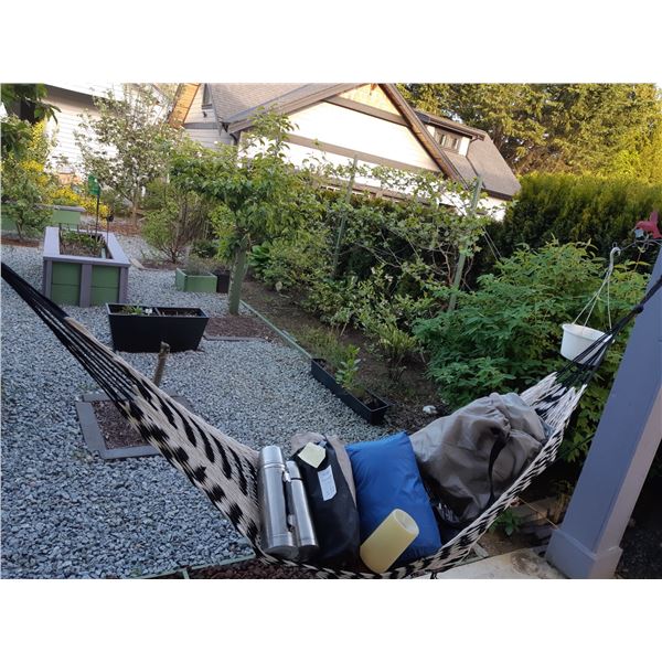 Camping & Hammock Cat B