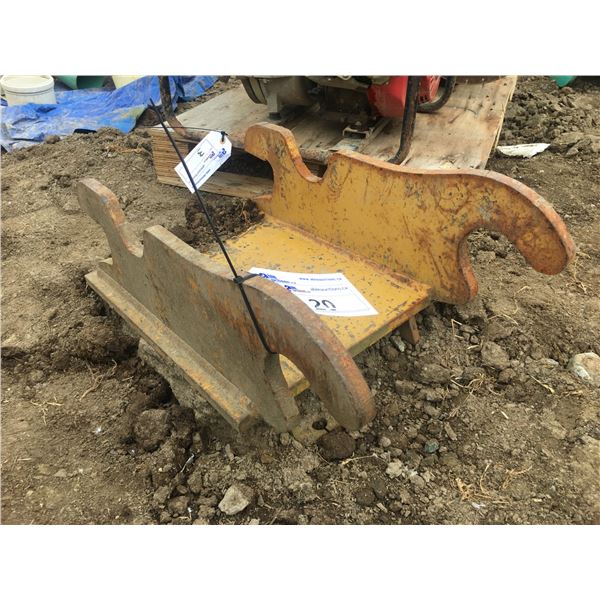 CWS BACKHOE ATTACHMENT MOUNT