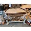 Image 1 : PALLET OF ASSORTED PACKING SLIP SHEETS