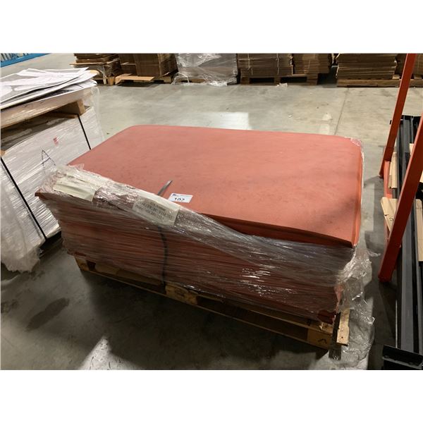 PALLET OF RED ANTI FATIGUE MATS