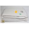 Image 1 : LUTE TWIN XL SIZE MATTRESS PROTECTOR