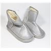 Image 1 : GIRLS SIZE 3 BOOTS