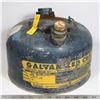 Image 1 : VINTAGE 2.5 GALLON GAS CAN