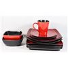 Image 1 : BOX OF ASSORTED RED DISHES