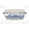 Image 11 : Blue & White Chinoiserie Porcelain Foot Bath Basin
