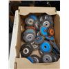 Image 2 : TRAY OF WIRE WHEELS