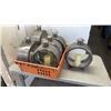 Image 1 : 6 BATTERY POWERED LANTERNS ALL WORKING