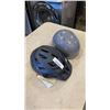 Image 2 : NEW XL BICYCLE HELMET AND SMITH SNOWBOARD HELMET