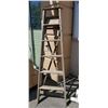 Image 1 : 6FT A FRAME WOODEN LADDER