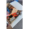 Image 9 : 2 BOXES OF TOOLS AND SHOP SUPPLIES