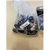 Image 2 : LOT OF LOST PROPERTY EVAPES AND CHARGERS