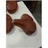 Image 2 : 5 RETROSPEC CRUISER BIKE SEATS