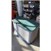 Image 1 : RUBBERMAID OUTDOOR STORAGE UNIT WITH LOCK NO KEY