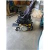 Image 8 : QUANTUM 4 WHEEL ELECTRIC SCOOTER WORKING WITH CHARGER