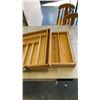 Image 2 : 2 BAMBOO CUTLERY TRAYS