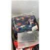 Image 2 : BOX OF NEW COSPLAY KIDS COSTUMES