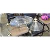 Image 1 : 2 DESIGNER BEVELLED GLASS PANEL HANGING LIGHTS