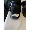 Image 2 : 4 NEW HATS
