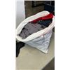 Image 3 : LOT OF NEW CLOTHES VARIOUS SIZES