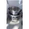 Image 8 : CROCK POT SLOW COOKER, MIXING BOWLS AND POTS